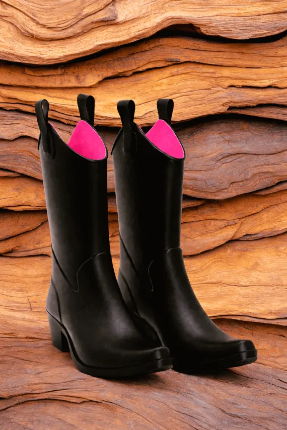 Black Horse Boots | Maraboots – Online Boot Boutique