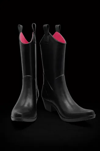 Black Horse Boots | Maraboots – Online Boot Boutique